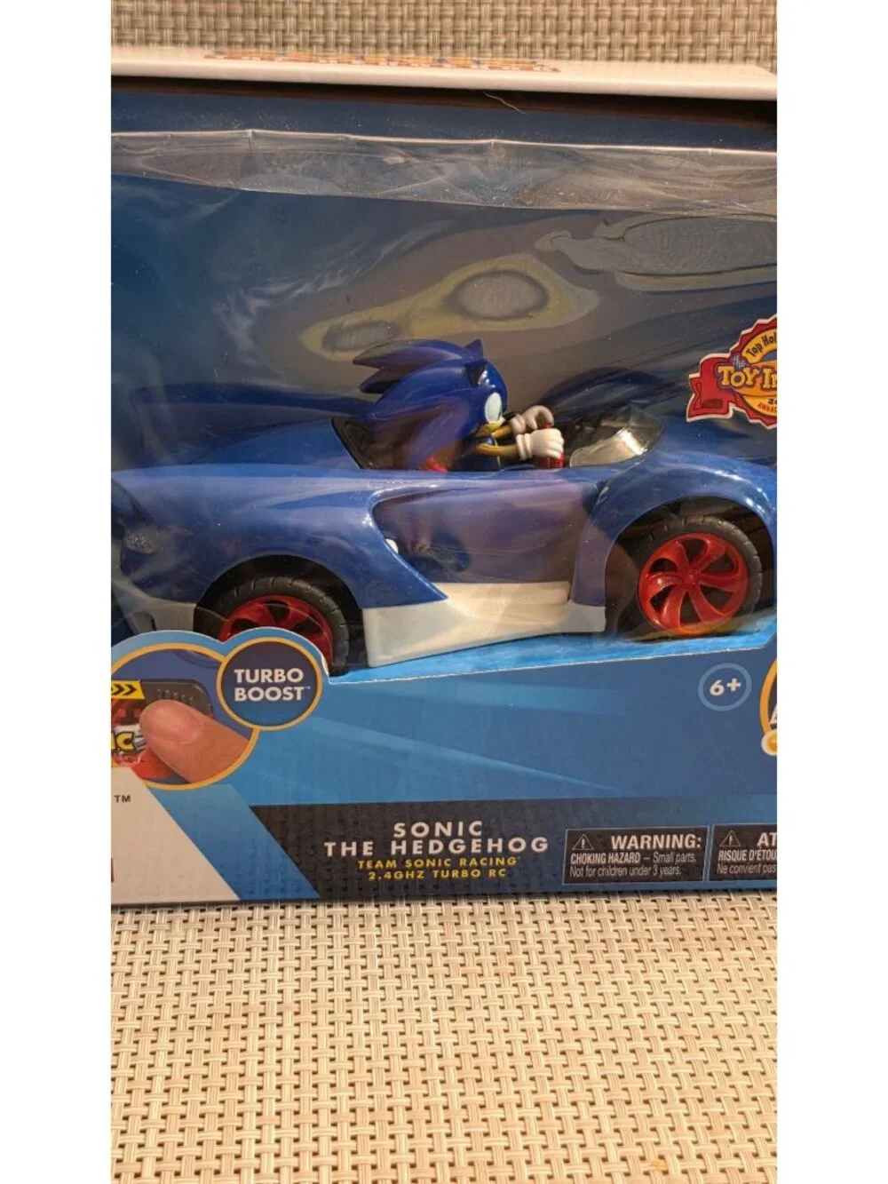 SONIC THE HEDGEHOG RADIO CONTROLLED CAR TURBO BOOST TEAM SONIC RACING RC 2.4 GHZ